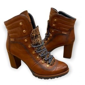 Pikolinos Leather Ankle Boots Connelly W7M